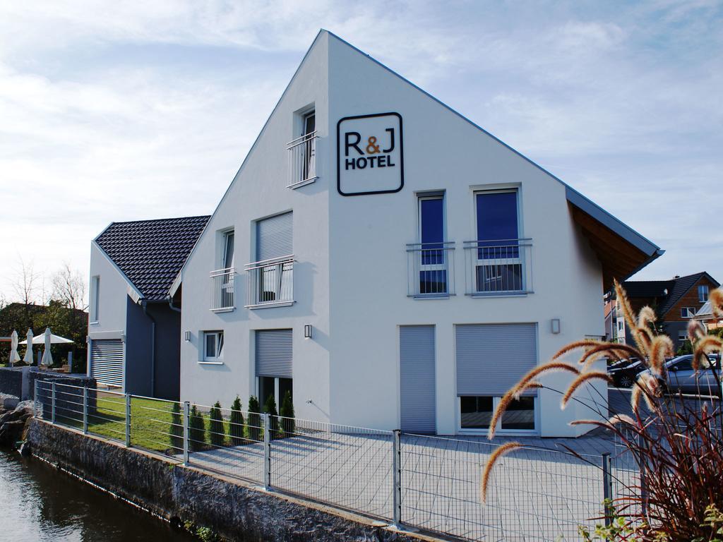 R & J Hotel Rust Esterno foto